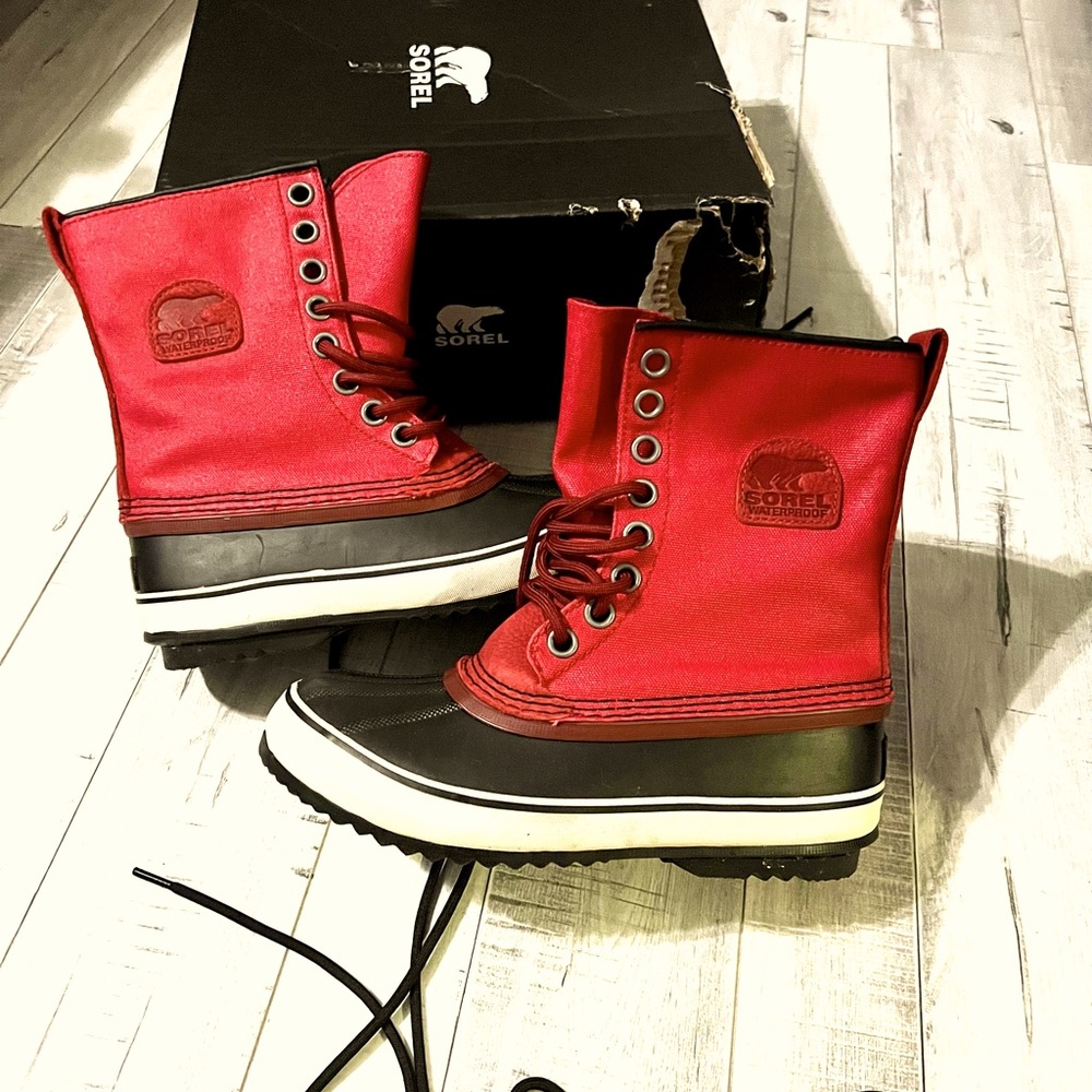 Woman’s Sorel waterproof boots